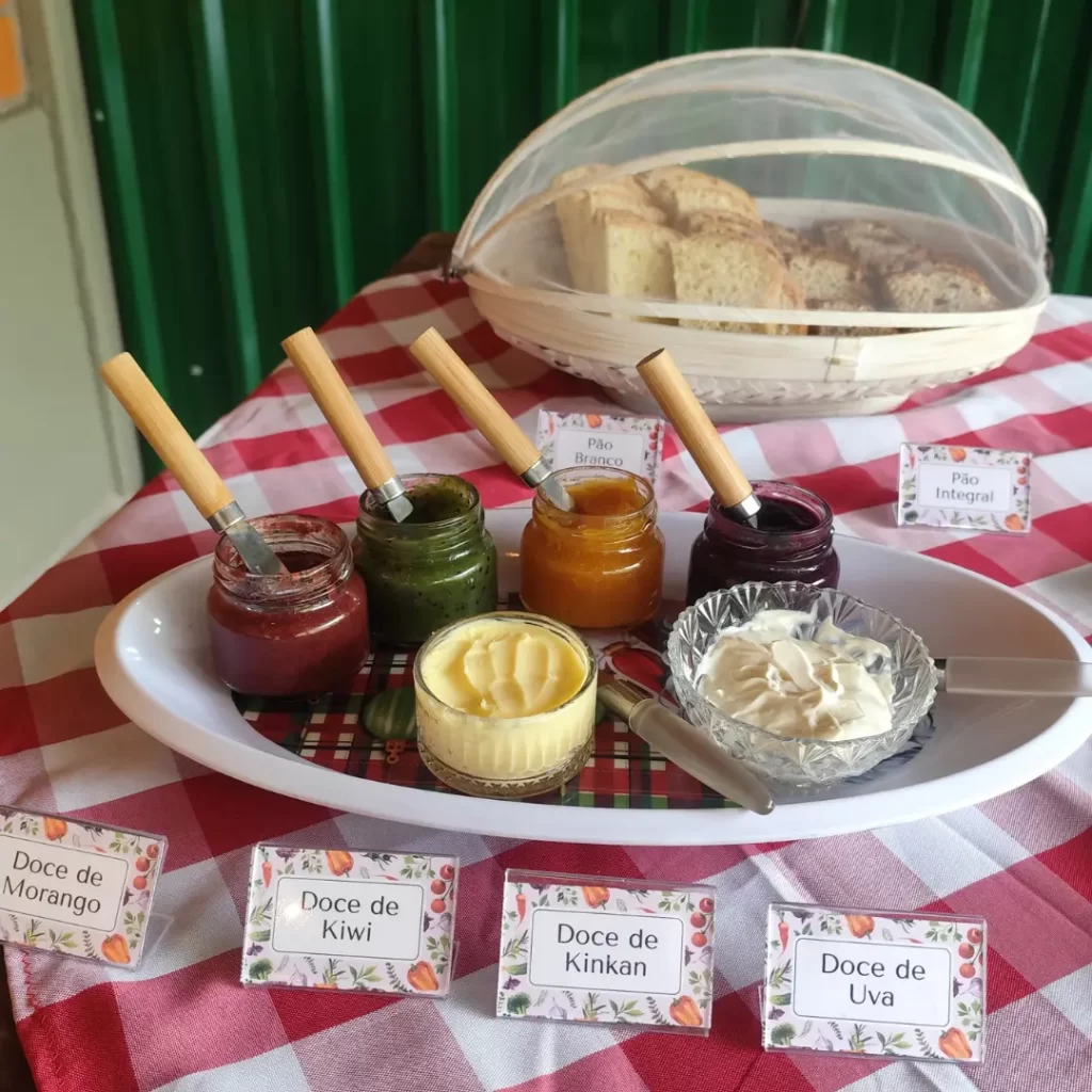 chacara kiwi da serra cafe colonial doces e pães